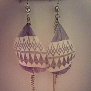 FEATHER EARRINGS