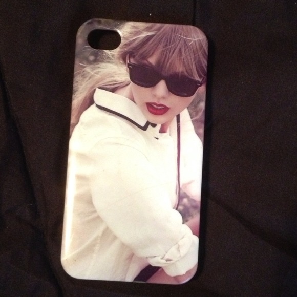 💢SOLD💢 Taylor Swift Phone Case