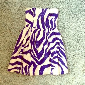 blue and white strapless aqua dress