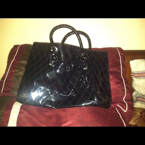 Paris Hilton gift tote