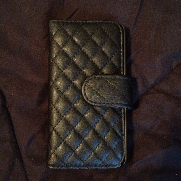 Black iPhone/Card holder