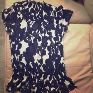 Adorable Black and white nylon shirt from limited