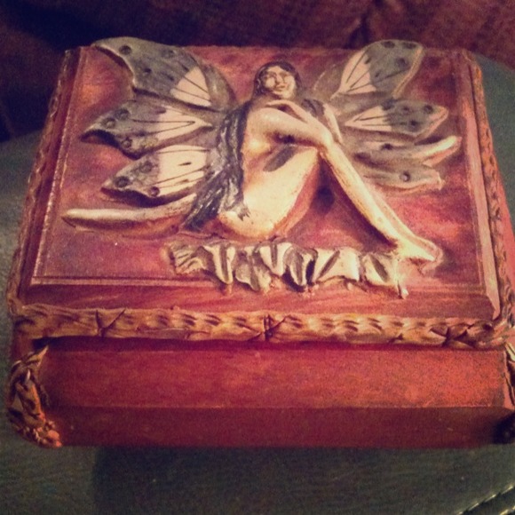 TRADED to @rtrager65!  Wooden fairy box