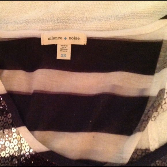 Silence & Noise Racer Back Sequined Shirt - Picture 2 of 4