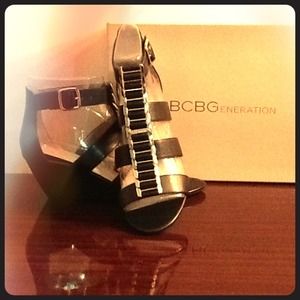 BCBGeneration Sandal in Black - BRAND NEW