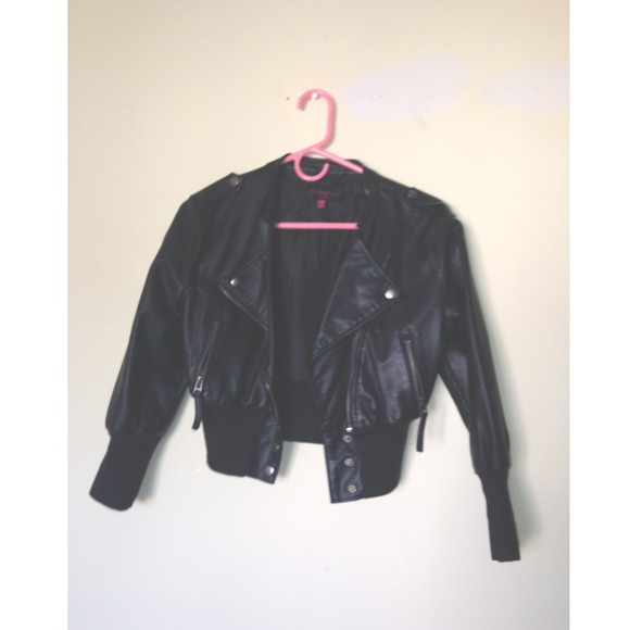 Cropped Leather Jacket