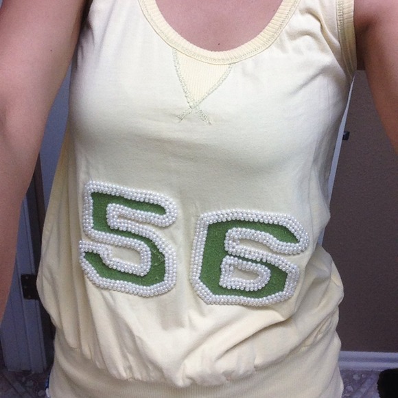 Comfy & cute shirt! - Picture 2 of 3