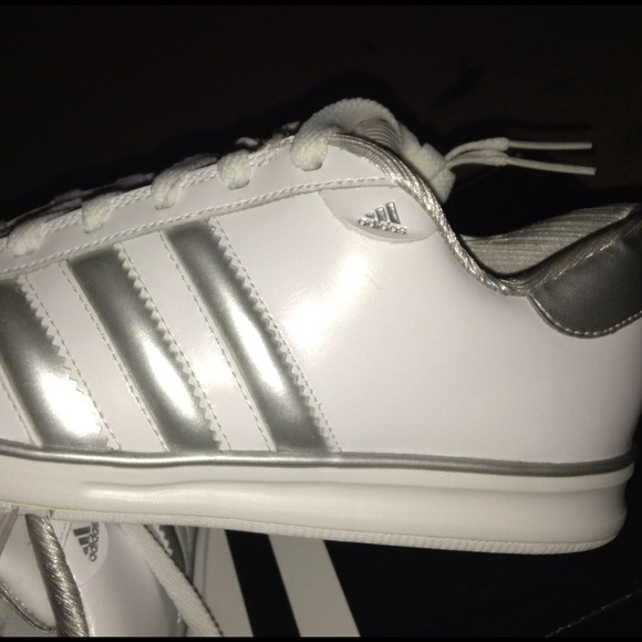 SOLD Adidas Shoes 8 New White Silver Stripes - Picture 2 of 4