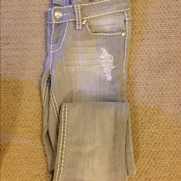 Light grey jeans
