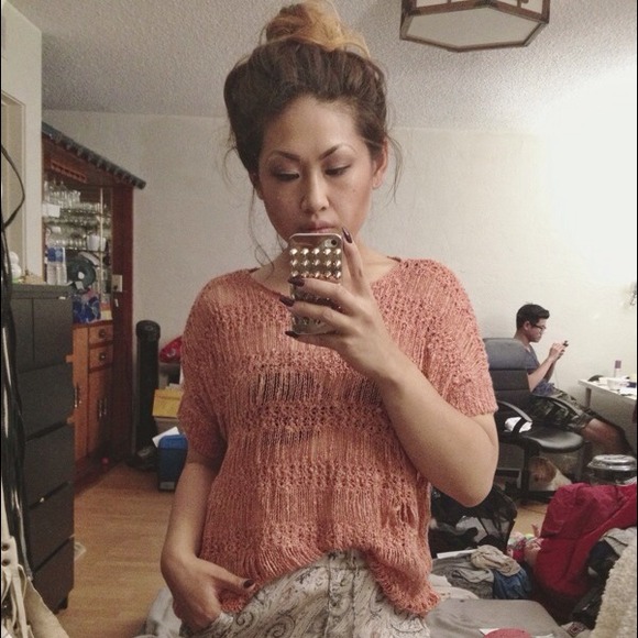 ❌📦 SOLD -- Forever 21 Coral Knit Sweater Top S