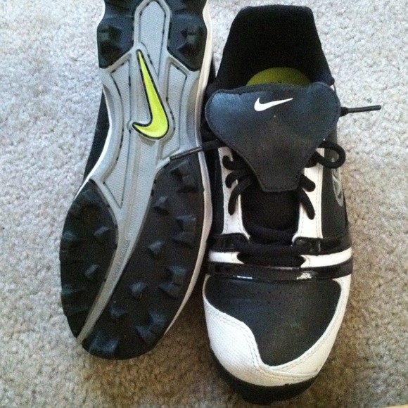 Nike Softball Cleats size 7.5 in Women's