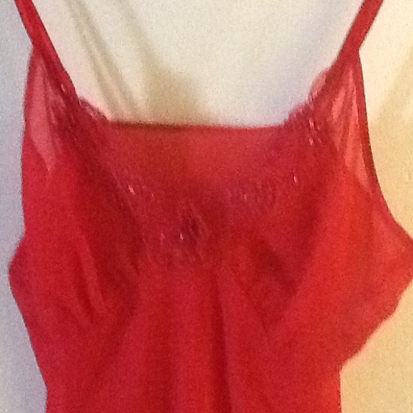 Red langue ray 100 % polyester - Picture 2 of 3