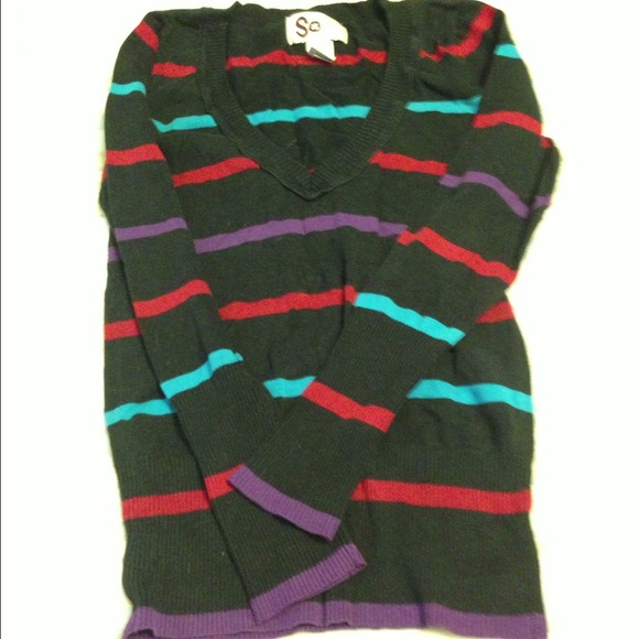 SO V neck sweater.