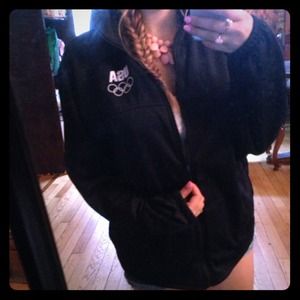 ❌TRADED bundle!❌ USA thin jacket and free case