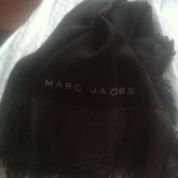 Marc Jacobs scarf!!!