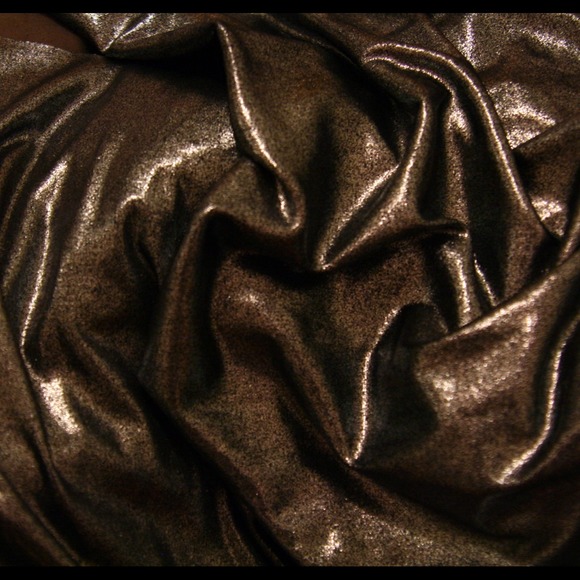 ⬇REDUCED⬇ Metallic Halter Party Dress - Picture 3 of 3