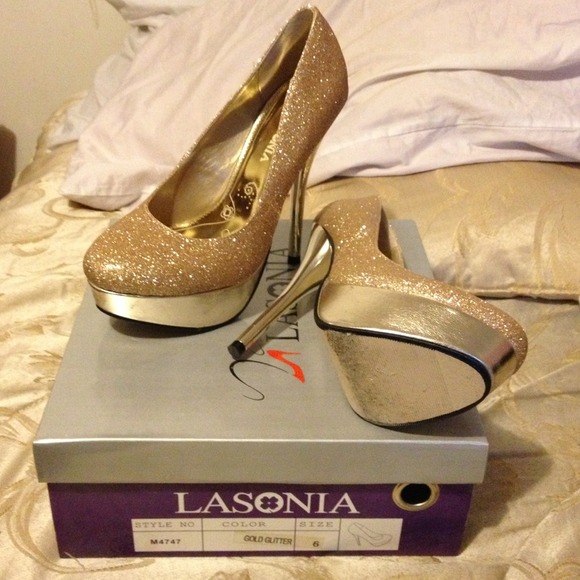 Gold glitter heels