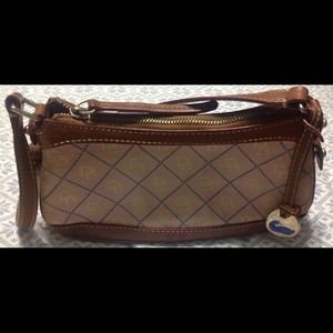 Authentic Dooney & Bourke....used