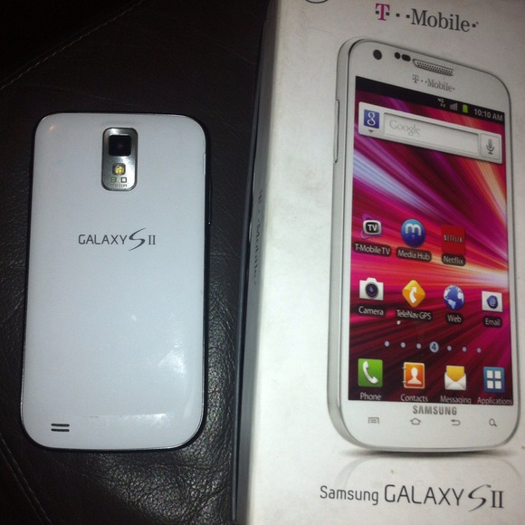 Galaxy 2 TMOBILE. ( SOLD ON CRAIG'S LIST) - Picture 4 of 4