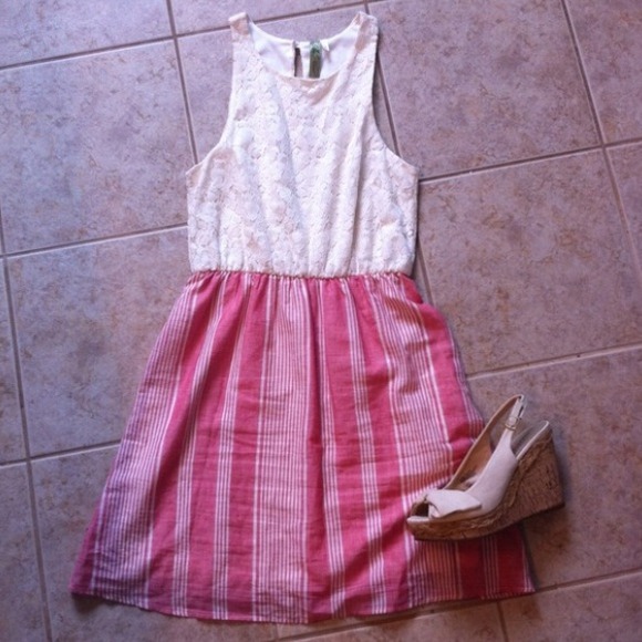 SOLD SOLD SOLD IN BUNDLE. Pretty Lace Bodice Dress
