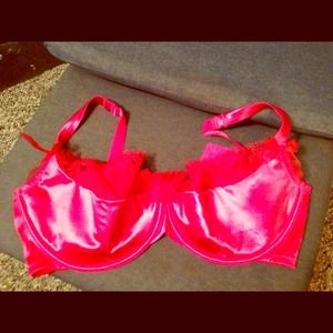 42DDD Cacique Bra Pink with Red Lace