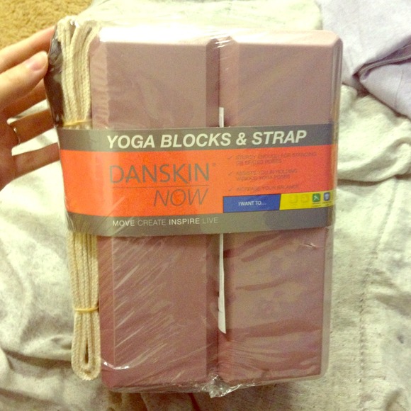Yoga blocks & strap.