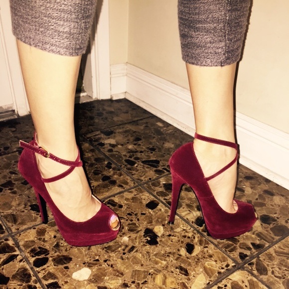 Colin Stuart from Victoria secret - Picture 2 of 4