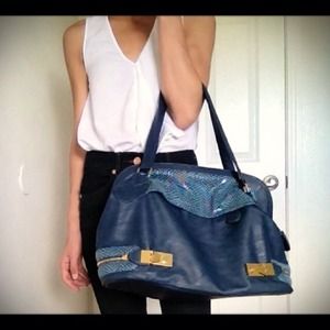 🚫🚫SOLD🚫🚫 ShoeDazzle Teal Bag