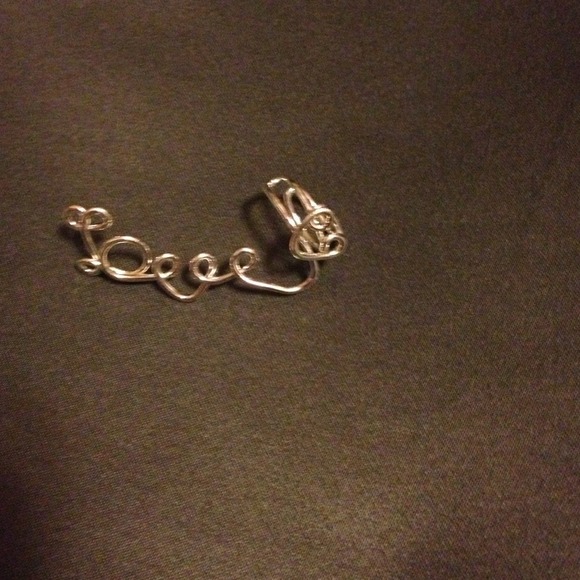 📛📛Traded📛📛Love ear cuff.