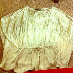 🔴SOLD🔴Express Silky top
