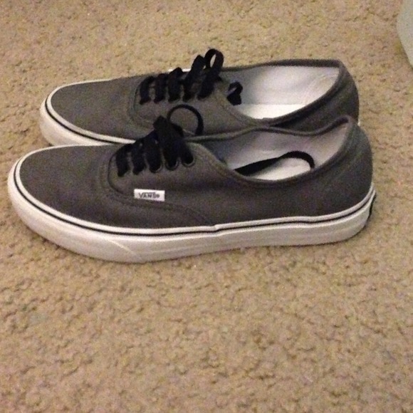 *Price negotiable* BRAND NEW Gray Vans Authentics