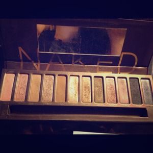 🚫SOLD🚫⭐URBAN DECAY ORIGINAL NAKED PALETTE⭐
