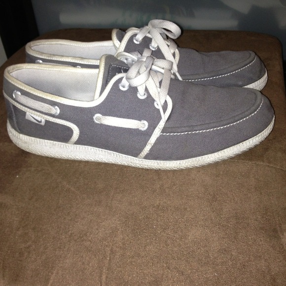 Men's dark grey canvas Nike casual shoes