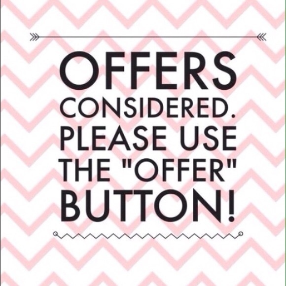 To anyone who comes into my closet  ❤️ 👠💋 - Picture 2 of 4