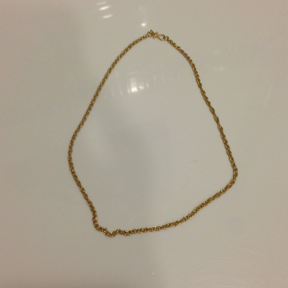 10k real gold necklace turns to bracelet as well.