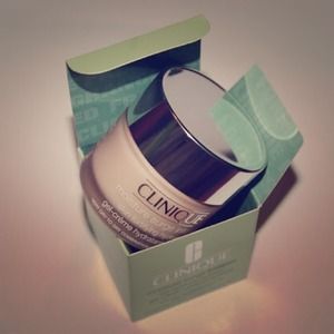 🚫SOLD🚫 CLINIQUE Moisture Surge INTENSE Moisturiz