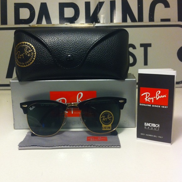 Ray-Ban Clubmaster Sunglasses RB3016 W0356