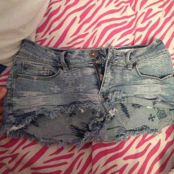 Cute pacsun shorts. Fit like a 1.