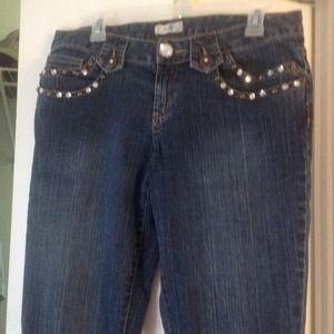 SOLD N BUNDLE 💥 Metro 7 Bling Jeans