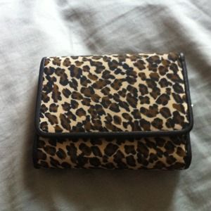 🎀FOSSIL animal print wallet