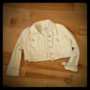 Cute white jean jacket, never been worn!