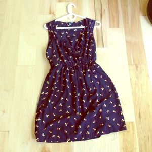 Adorable polka-dot navy blue sundress!