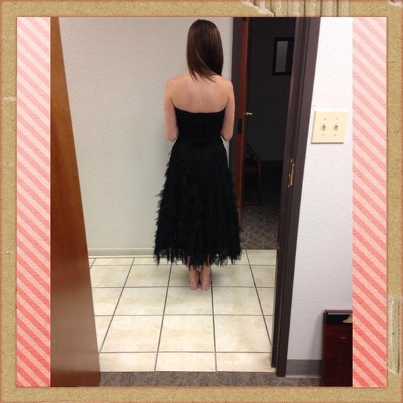 ๐๐HOST PICK Flattering evening gown! - Picture 2 of 2