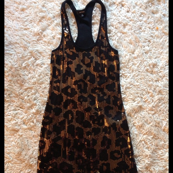 Leopard dress from express Sz S - Picture 4 of 4