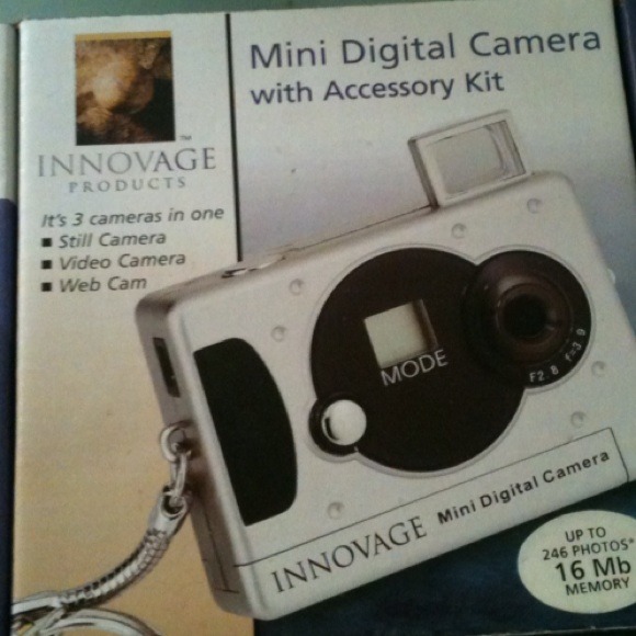 Mini digital key chain camera - Picture 3 of 3