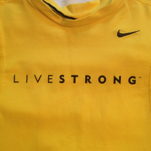 Nike Dry-Fit Livestrong Tshirt - Picture 2 of 2