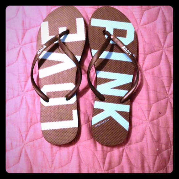 NWOT Victoria's Secret Flip-Flops