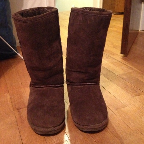Bearpaw boots