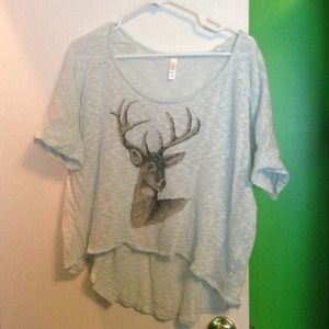 Blue hi low tee with deer icon