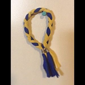 Strip Tees: Non-Slip Headband